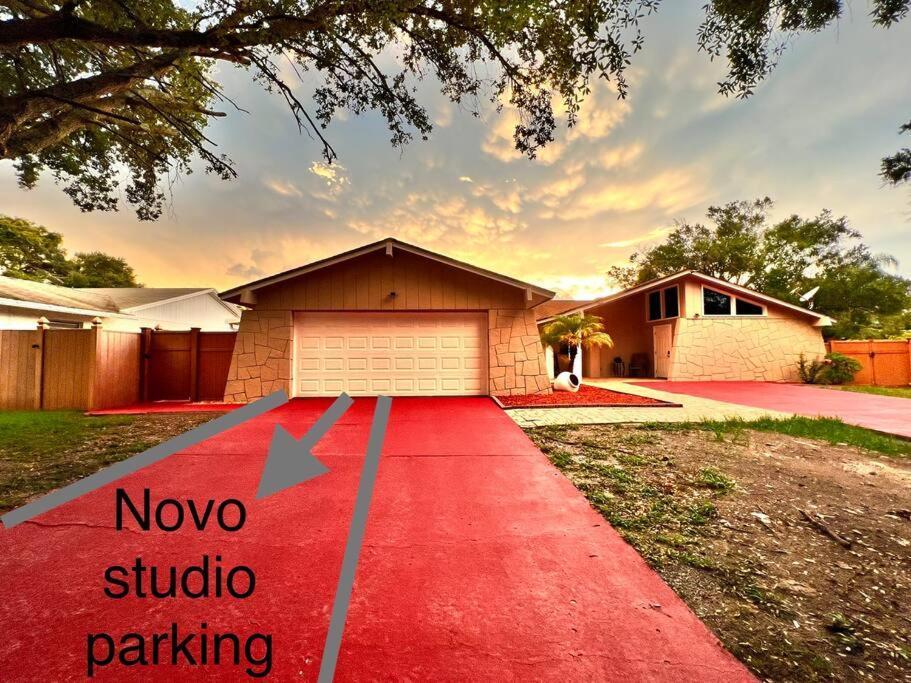 Grey Novo Studio + Free-Parking&Wifi تامبا المظهر الخارجي الصورة